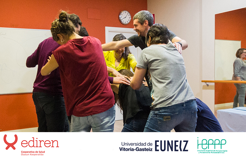 Ediren arranca el curso 2025-26 con el Máster de formación permanente en Psicodrama y Sociodrama.